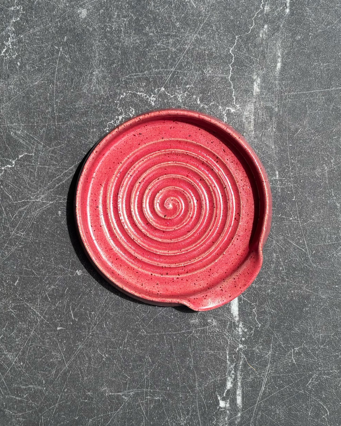 Spiral Garlic Grater/Spoon Rest